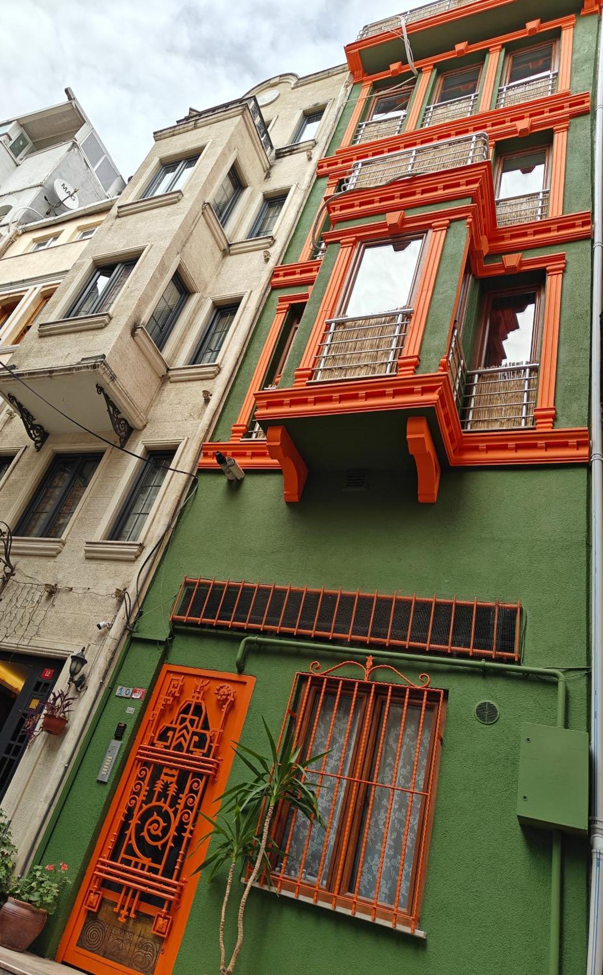 Kunterbunt Istanbul Appartement Buitenkant foto